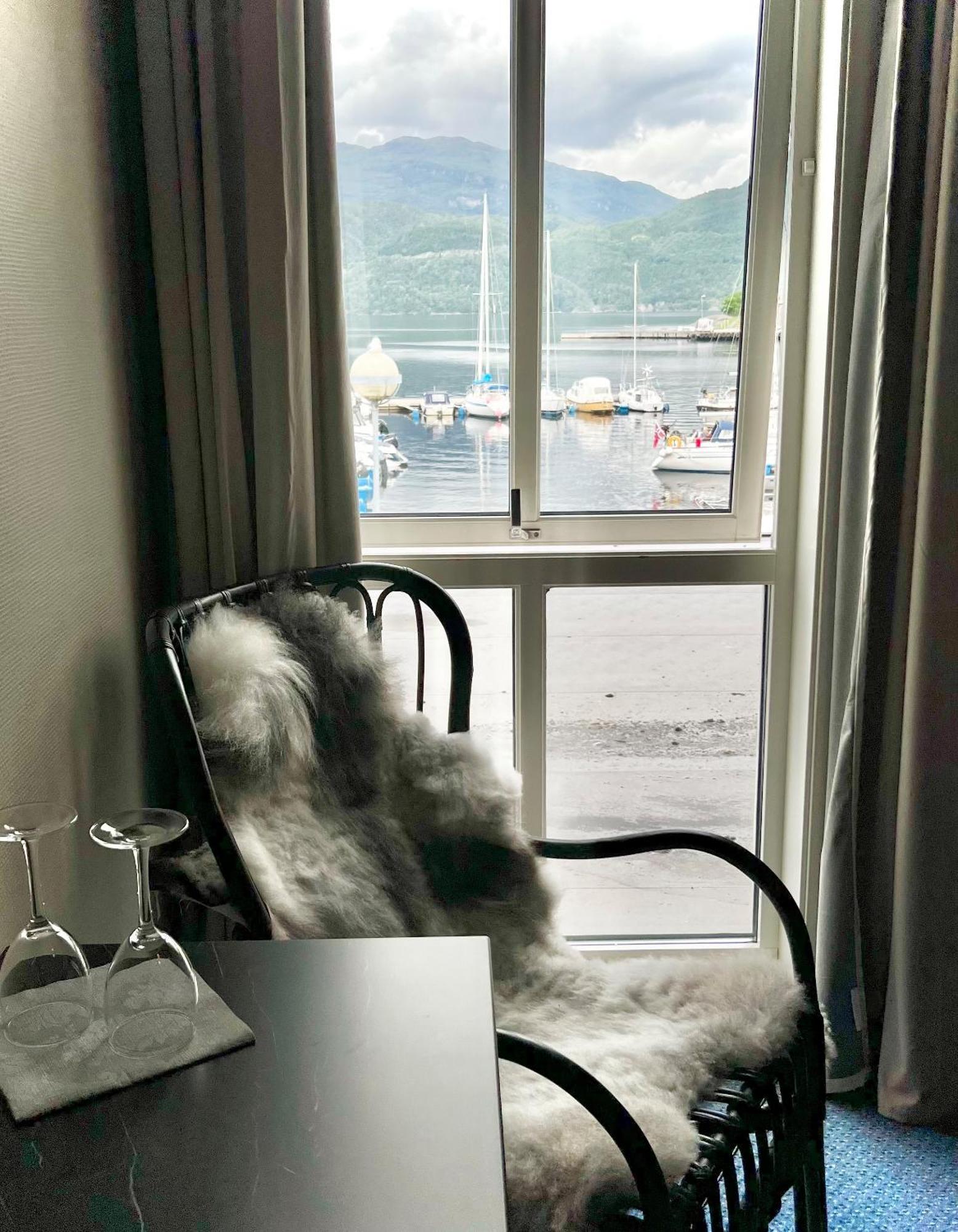 Ryfylke Fjordhotel Sand エクステリア 写真