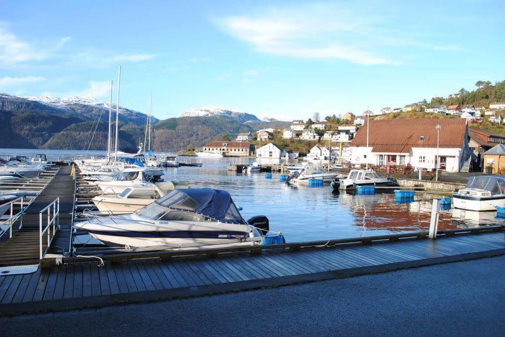 Ryfylke Fjordhotel Sand エクステリア 写真